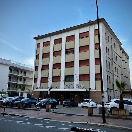 Park Hotel Mar Grande Taranto Luaran gambar