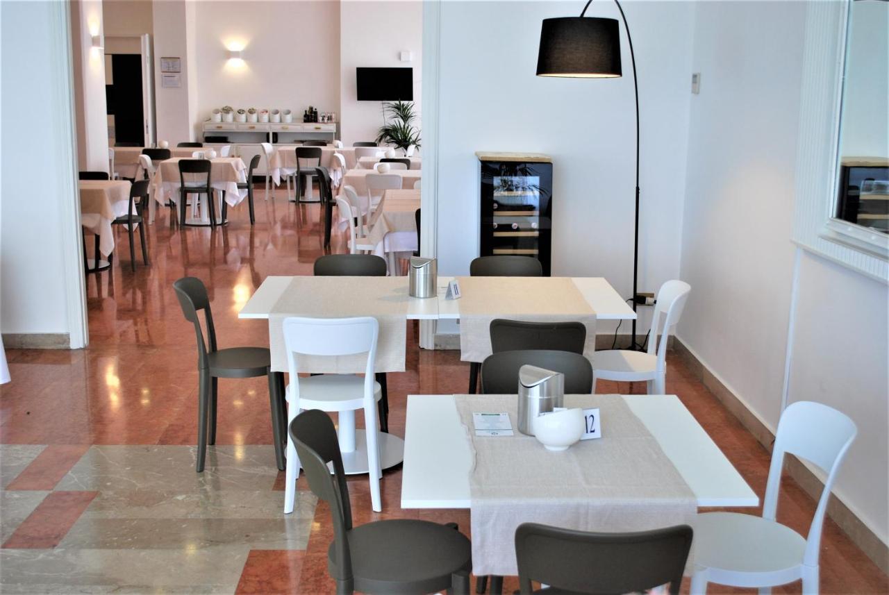 Park Hotel Mar Grande Taranto Luaran gambar
